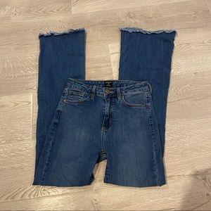 JustBlack Flare Cutoff Jeans